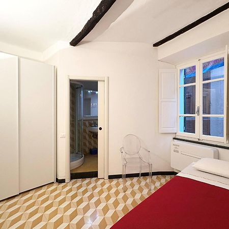 Marina Apartment, Unique, Authentic, Beachfront, 2 Aircondo Bdr , 2Bht, Easy To Train Or From Private Parking Vernazza Extérieur photo