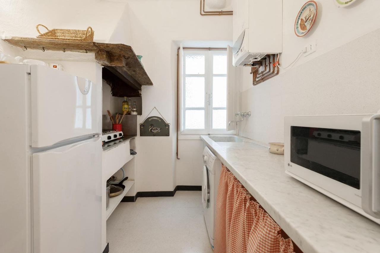 Marina Apartment, Unique, Authentic, Beachfront, 2 Aircondo Bdr , 2Bht, Easy To Train Or From Private Parking Vernazza Extérieur photo
